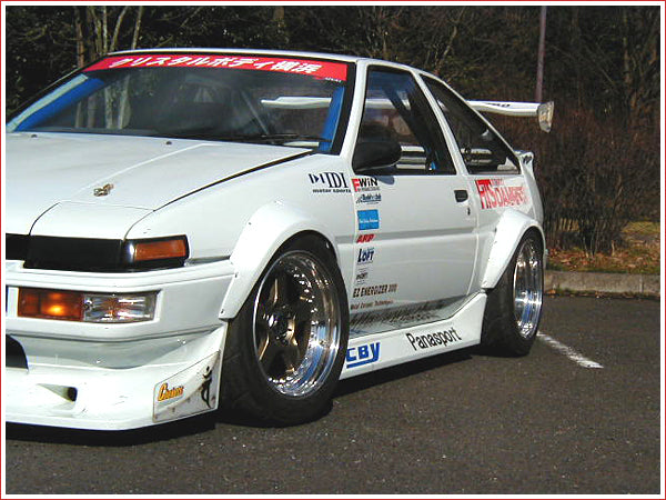 CBY (Crystal Body Yokohama) Side Steps (FRP) for 1983-1987 Toyota Corolla Trueno (AE86) (2) - Garage Defend